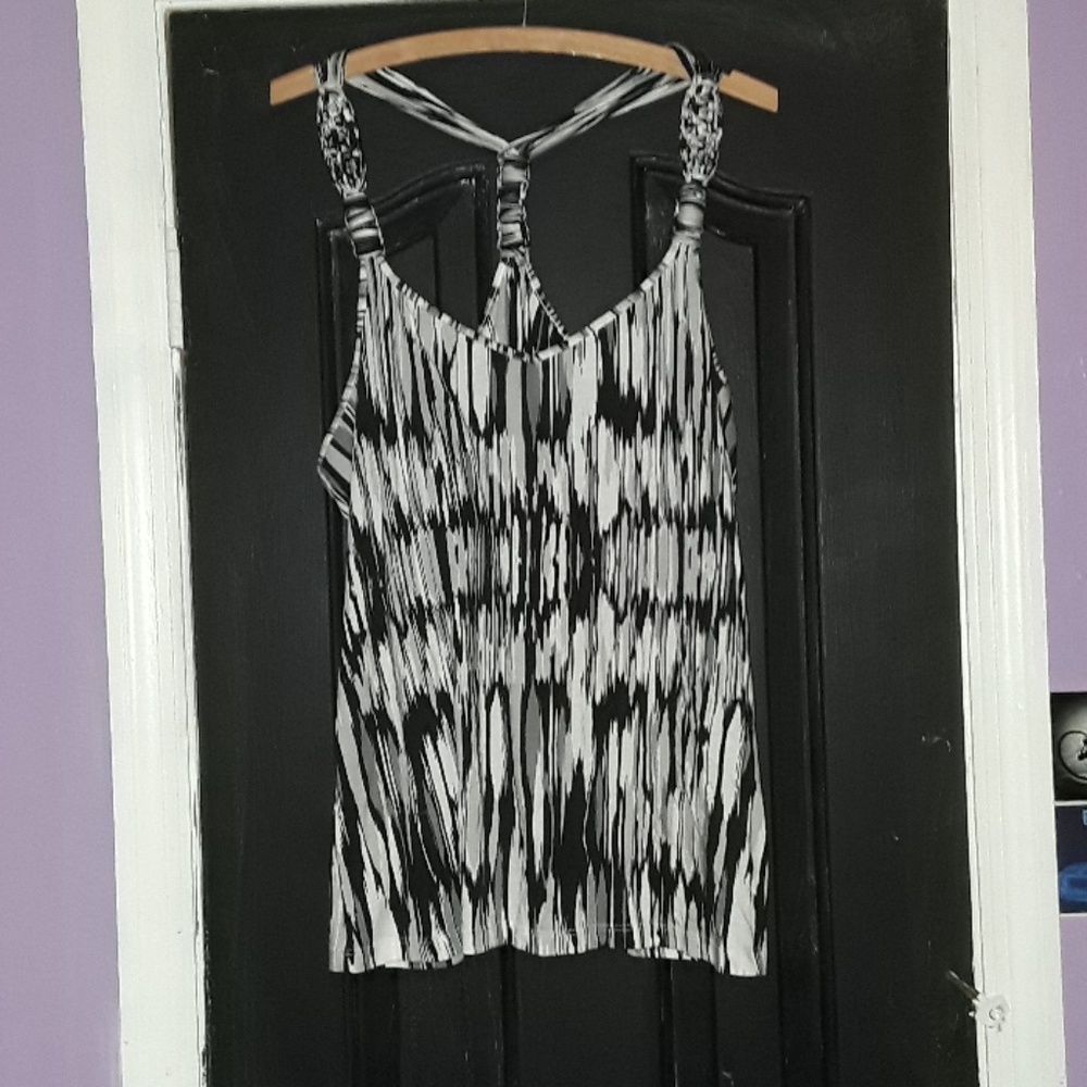 Black and white tank